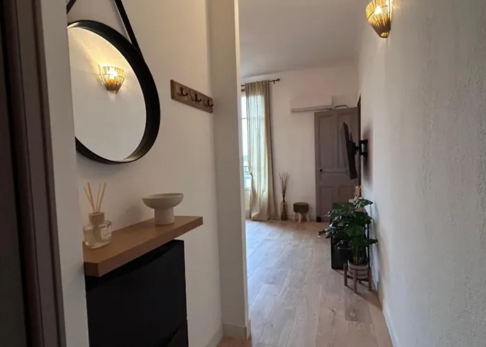 Chaleureux En Centre Nimes